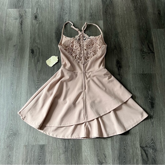 NWT Altar'd State Blush Lace-Back Dress - Picture 2 of 7